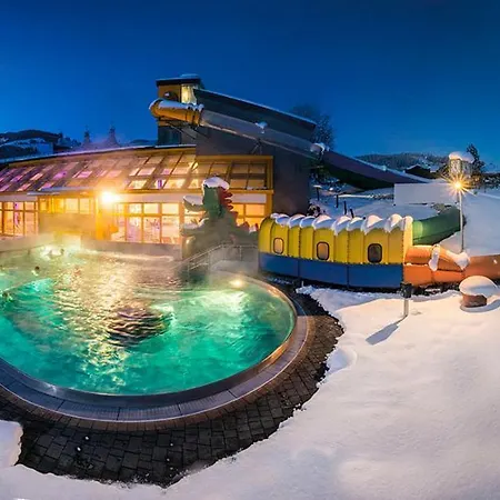 The Little Pool House Wagrain
